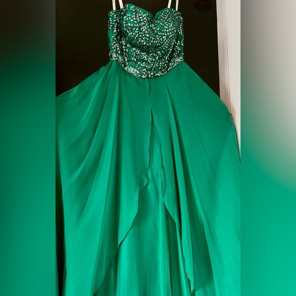 Sherri Hill Emerald Dress - Picture 3 of 4